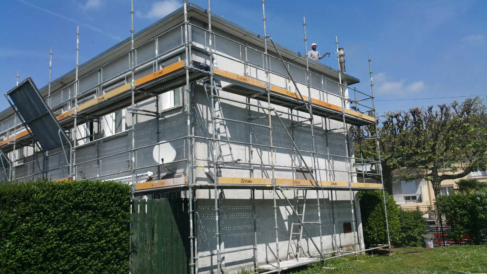 Ravalement d'un immeuble R+1